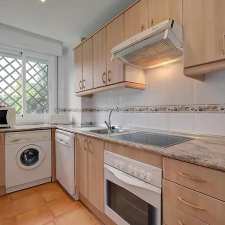 Apartment Ground Floor In Marbella
